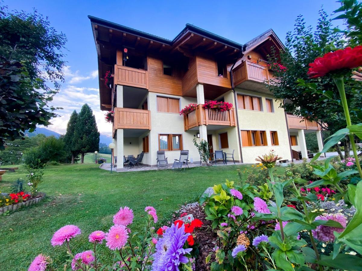 Lares Garden House Apartment Madonna di Campiglio Ngoại thất bức ảnh